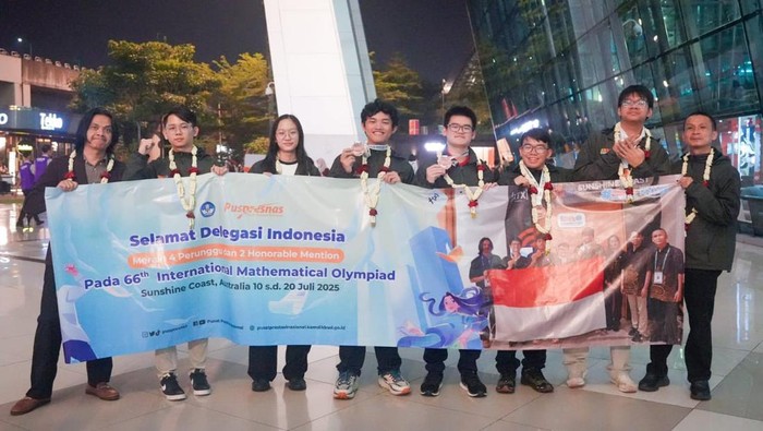 Pelajar RI Boyong Medali di Olimpiade Matematika Dunia 2025