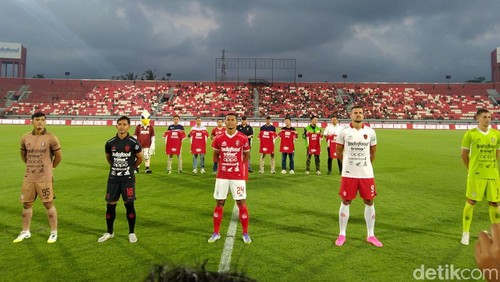 Penampakan jersey terbaru Bali United untuk mengarungi musim 2025/2026.