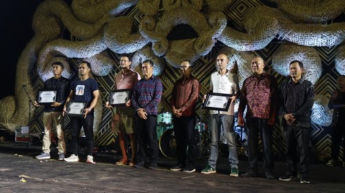Penutupan Lovina Festival 2025 di Pantai Tasik Madu Lovina, Buleleng, Bali, Minggu (27/7/2025). (Foto: Dok. Pemkab Buleleng)