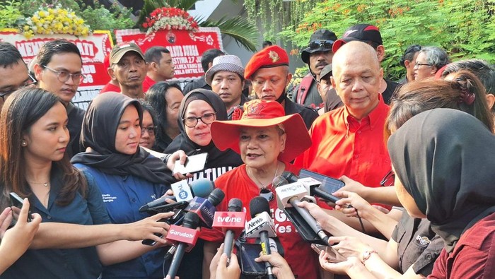 Ribka Tjiptaning