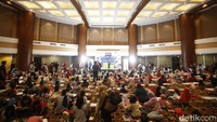 Lomba mewarnai dalam rangka Pekan Seni Anak Pintar Indonesia 2025 resmi dimulai di Auditorium Bank Mega, Jakarta, Minggu (27/7/2025). Acara ini diselenggarakan oleh Cerebrofort sebagai bagian dari dukungan terhadap program Kemendikdasmen ‘7 Kebiasaan Indonesia Hebat’.