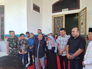Siswi Viral Berhenti Sekolah gegara Biaya Rekreasi juga Dibantu Anggota DPR