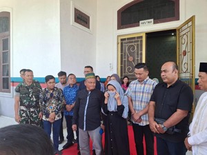Siswi Viral Berhenti Sekolah gegara Biaya Rekreasi juga Dibantu Anggota DPR