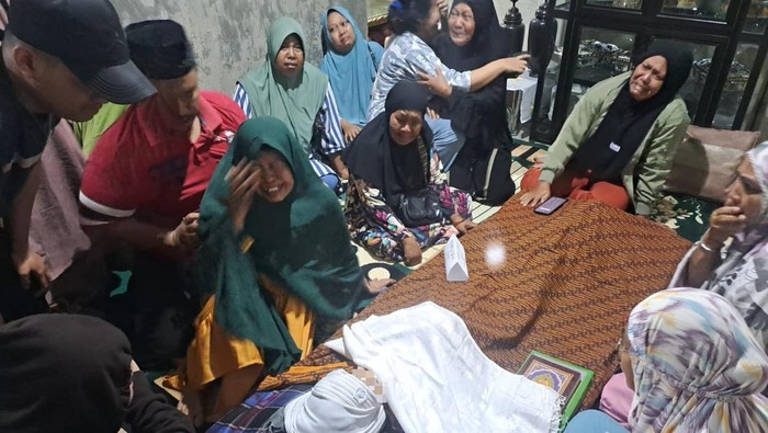 Wanita lansia tewas terjebak kebakaran di Manggala, Makassar.