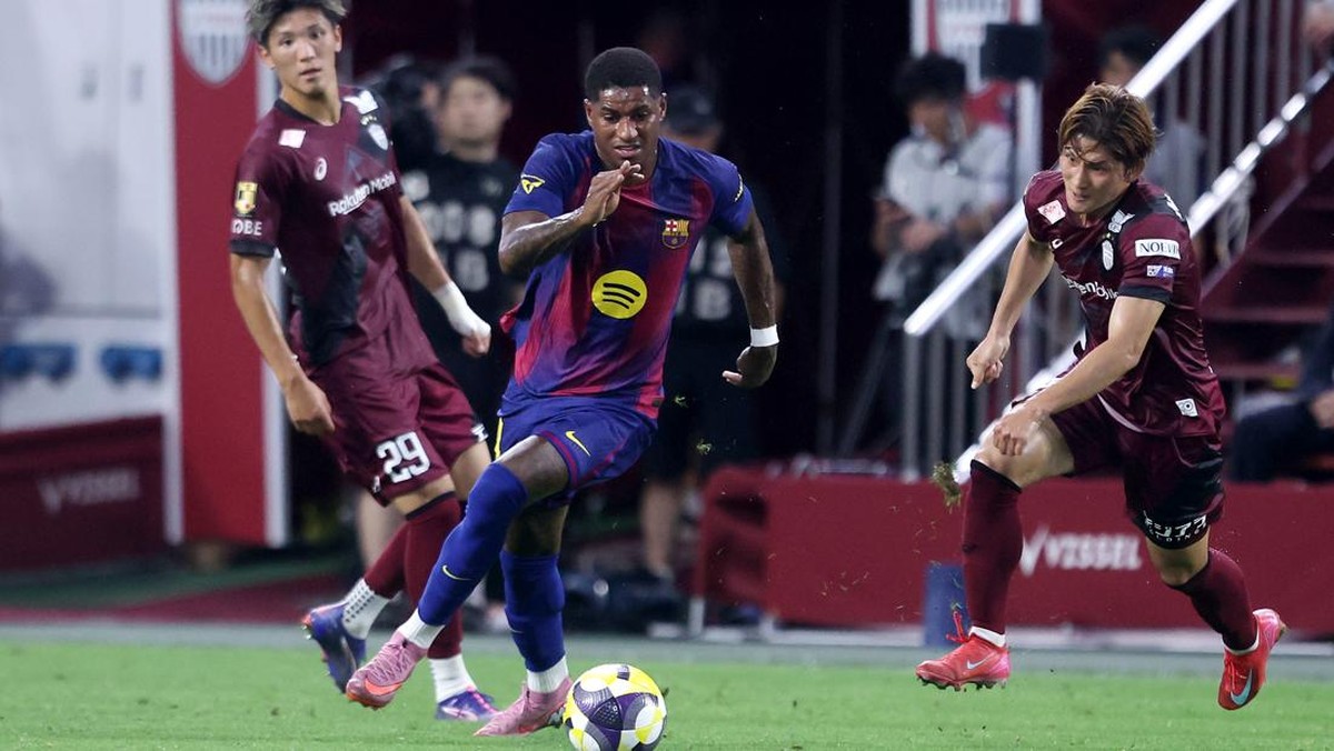 Marcus Rashford bisa bermain di posisi apa di Barcelona? (Foto: Getty Images/Paul Miller)