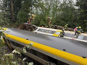 Dunia Hari Ini: Kereta di Jerman Tergelincir, Tiga Orang Tewas