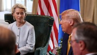 Melansir CNBC, Senin (28/7/2025), Uni Eropa juga sepakat membeli energi dari AS senilai US$ 750 miliar dan menambah investasi baru senilai US$ 600 miliar di AS. Selain energi, blok 27 negara ini juga akan membeli peralatan militer senilai ratusan miliar dolar, meskipun tidak disebutkan angka pasti. REUTERS/Evelyn Hockstein