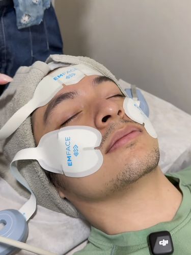 Emface di klinik kecantikan Dermalogia