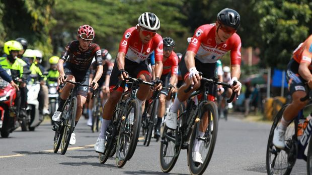 Etape Pertama Tour de Banyuwangi Ijen 2025.