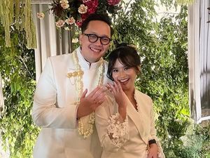 7 Gaya Putri Aldi Bragi-Ikke Nurjanah Saat Menikah, Unik Pakai Blazer