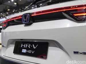 Honda HR-V Masih Jadi Raja, Paling Laris dari Rival-rivalnya