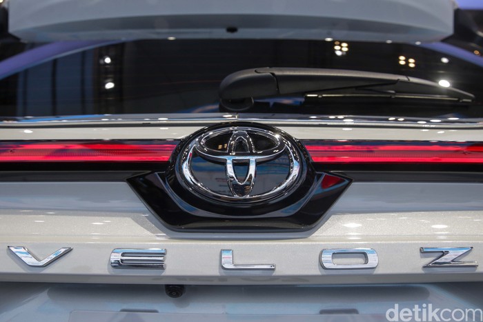 Ilustrasi Toyota Veloz