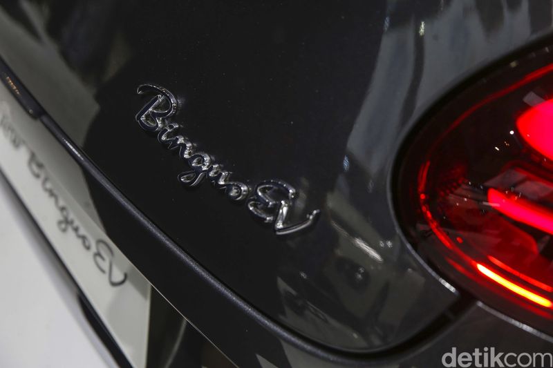 Ilustrasi Wuling Binguo Ev