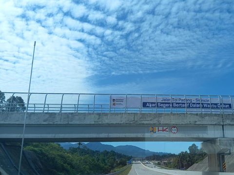 Jalan Tol Pekanbaru – Padang Seksi Padang – Sicincin. (Dok. Hutama Karya)