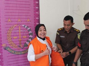 Sukabumi Sepekan: Senyum Bu Kades Usai Jual Posyandu