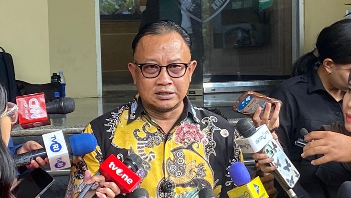 Komisioner Kompolnas Cak Anam di Polda Metro Jaya (Wildan/detikcom)