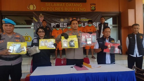 Konferensi pers pengungkapan kasus narkoba di Mapolres Buleleng, (28/7/2025). (Wijaya Kusuma/detikBali)