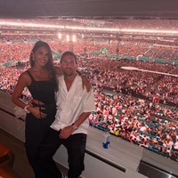 Gaya Lionel Messi dan Istri Nonton Konser Coldplay, Tertangkap Kiss Cam
