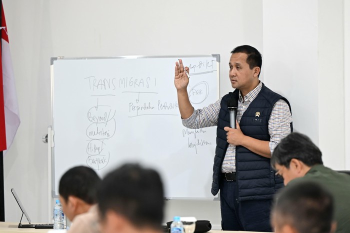 Menteri Transmigrasi M. Iftitah Sulaiman mengunjungi Balai Pelatihan dan Pemberdayaan Masyarakat Transmigrasi (BPPMT) Denpasar, Bali,