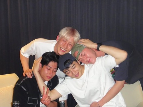 Foto Cha Eun Woo jelang berangkat wajib militer. Aktor dan bintang K-Pop itu memulai tugas wajib militer pada Senin (28/7/2025).