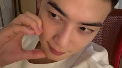 Potret Cha Eun Woo Cepak Berangkat Wamil