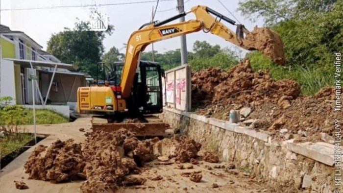 Demi mencegah banjir di kemudian hari, pengembang perumahan The Arthera Hill 2 melakukan sejumlah perbaikan.