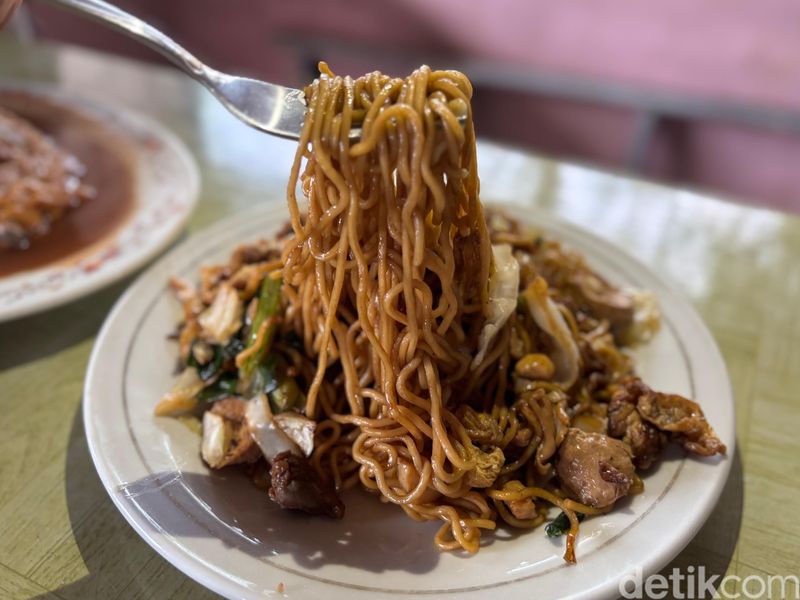 RM Rico: Fuyunghai hingga Udang Kuluyuk Sedap Bikinan Mantan Chef Hotel Bersejarah