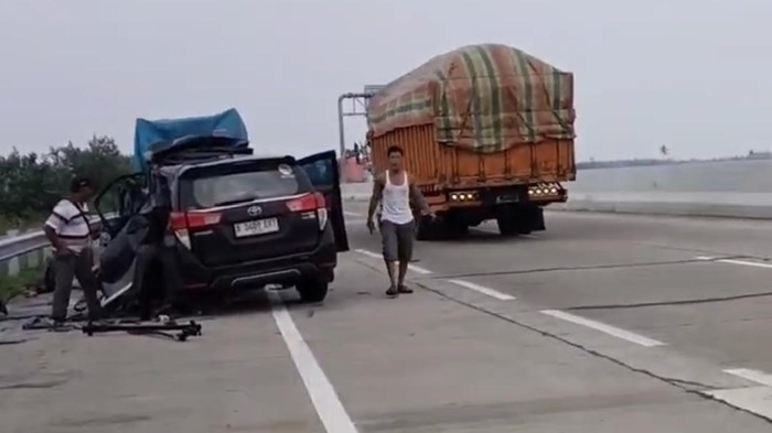 Tangkap layar video kecelakaan di Tol Lampung.