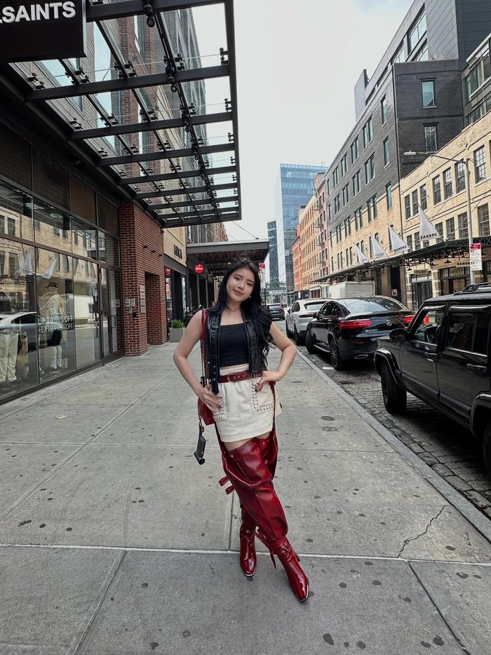 Tiara Andini Tiara Andini menonton konser BLACKPINK yang digelar pada 26-27 Juli 2025 di New York, Amerika Serikat.