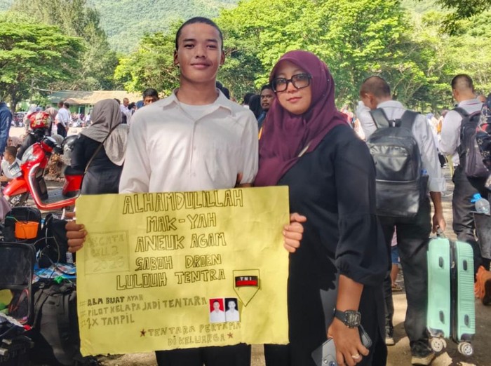 Muhammad Fajar usai lulus menjadi anggota TNI AD