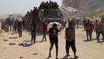 Truk Bantuan Tembus Gaza, Distribusi Masih Dihalangi Blokade