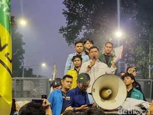 Video BEM SI Demo Indonesia Cemas di Monas, Ditemui Wamensesneg