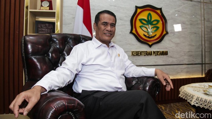 Menteri Pertanian, Andi Amran Sulaiman melayani wawancara khusus dengan detikcom di gedung Kementerian Pertanian, Jakarta Selatan, Senin (28/7/2025).