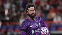 Alisson Berharap Salah Main Lagi untuk Liverpool