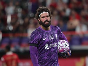 Alisson Berharap Salah Main Lagi untuk Liverpool