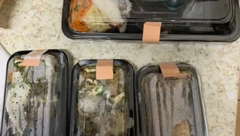 Sushi untuk makan malam. Penampilannya kok gini? Foto: via BrightSide