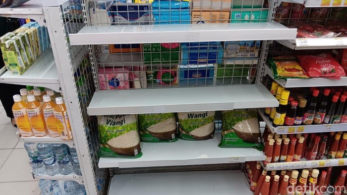 Beras Premium di MInimarket