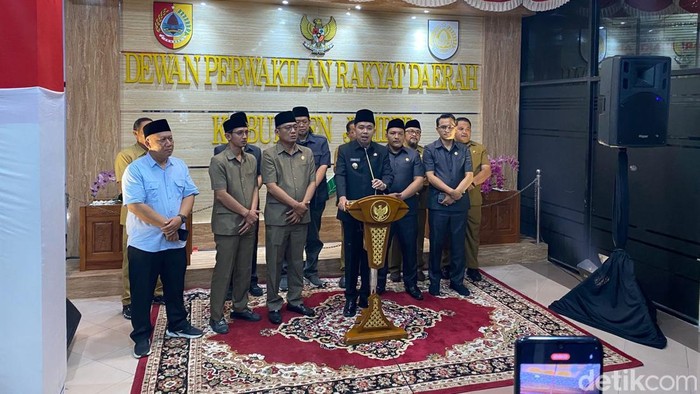 Bupati Jember Muhammad Fawait