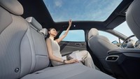 BYD Sealion 06 dilengkapi sunroof panoramik seluas 1,73 meter persegi. BYD Sealion 06 dijual dengan harga 139.800 yuan (Rp 317 jutaan) hingga 163.800 yuan (Rp 371 jutaan) di China. Foto: Dok. BYD