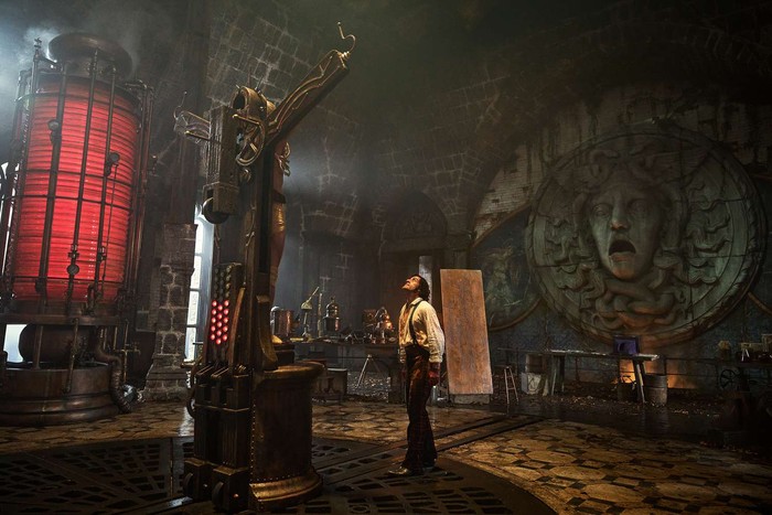 Cuplikan adegan dalam film Frankenstein.