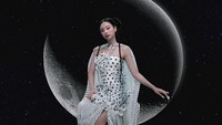 Jennie dipilih sebagai duta kehormatan pariwisata Seoul karena dinilai sebagai sosok berpengaruh di bidang musik, gaya hidup, dan fashion. (dok. Instagram @visitseoul_official)