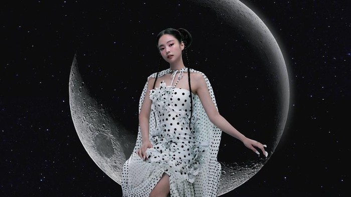 Jennie BLACKPINK Jennie BLACKPINK ditunjuk sebagai duta kehormatan pariwisata Seoul tahun 2025.