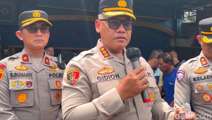 Kapolrestabes Medan Kombes Gidion Arif Setyawan saat konferensi pers. (Foto: Finta Rahyuni/detikSumut)