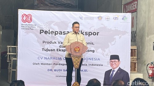 Mendag Budi Santoso saat sambutan di pelucuran ekspor vanila, kayu manis, madu di Denpasar, Selasa (29/7/2025).