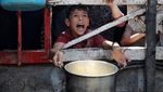 Panci Kosong dan Teriakan Kelaparan Menggema di Gaza