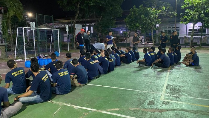 Pemindahan 34 warga binaan Lapas Batam ke lapas Dabo Singkep, Lingga, Kepulauan Riau (Kepri). (Dok Lapas Batam)