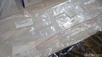 Diketahui, Polda Metro Jaya menggandeng ahli dan pihak eksternal dalam proses penyelidikan. Sejumlah barang bukti mulai dari 20 titik CCTV hingga laptop korban sudah diamankan.
