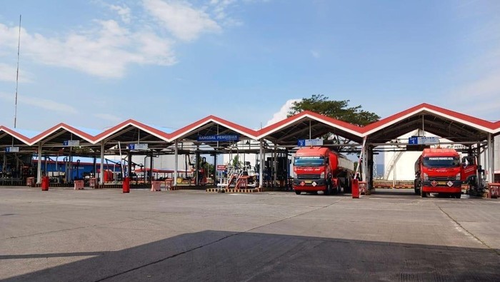 Pertamina Tambah 86 Mobil Tangki Kebut Pengiriman BBM Wilayah Jember