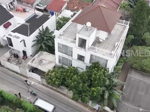 Foto: Rumah Denada di Kawasan Bintaro, Empat Lantai Tapi Jumlah Kamar Dibatasi
