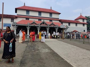 Skandal di India, Ratusan Korban Kekerasan Seks Dikuburkan di Kuil